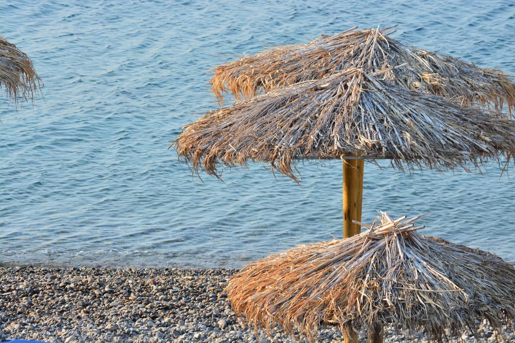 Iro Apartments Paralia Agias Foteinis Екстер'єр фото